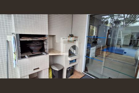 Casa à venda com 400m², 3 quartos e 4 vagas Casa à venda com 400m², 3 quartos e 4 vagasÁrea comum