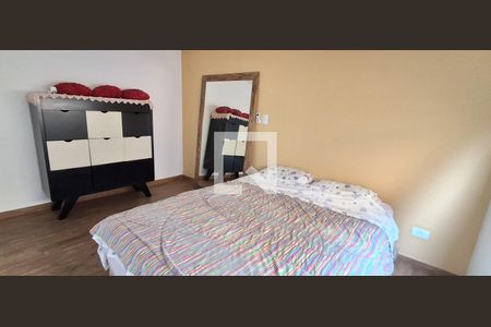 Casa à venda com 400m², 3 quartos e 4 vagas Casa à venda com 400m², 3 quartos e 4 vagasQuarto 2