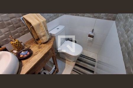 Casa à venda com 400m², 3 quartos e 4 vagas Casa à venda com 400m², 3 quartos e 4 vagasBanheiro Social