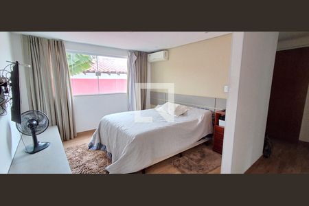 Casa à venda com 400m², 3 quartos e 4 vagas Casa à venda com 400m², 3 quartos e 4 vagasQuarto 3