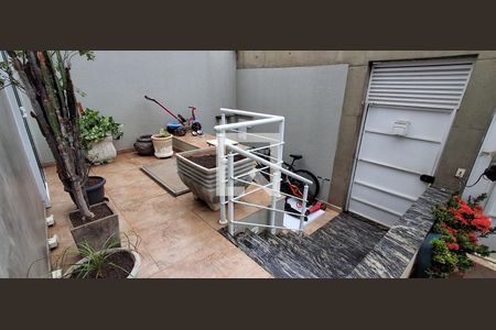 Casa à venda com 400m², 3 quartos e 4 vagas Casa à venda com 400m², 3 quartos e 4 vagasÁrea comum