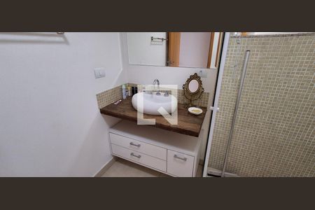 Casa à venda com 400m², 3 quartos e 4 vagas Casa à venda com 400m², 3 quartos e 4 vagasBanheiro /Quarto 3