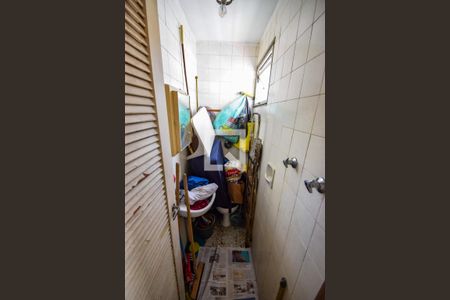 Apartamento à venda com 82m², 3 quartos e sem vagaBanheiro de Serviço