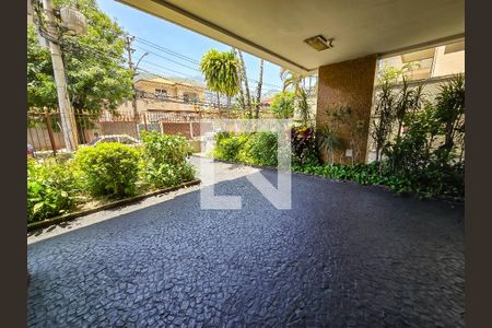 Apartamento à venda com 82m², 3 quartos e sem vagaÁrea comum