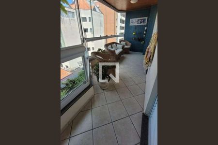 Apartamento à venda com 240m², 4 quartos e 2 vagas