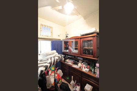 Casa à venda com 228m², 4 quartos e 5 vagasQuarto de Serviço