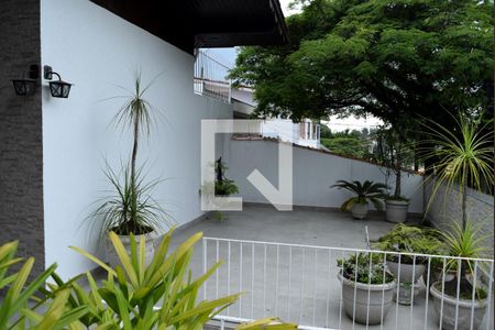 Casa à venda com 300m², 3 quartos e 2 vagasÁrea externa 