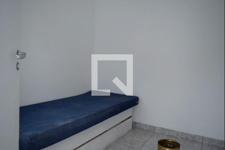 Casa à venda com 300m², 3 quartos e 2 vagasQuarto de serviço