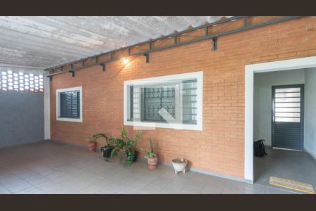 Casa à venda com 134m², 3 quartos e 2 vagasGaragem