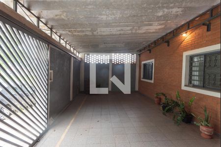 Casa à venda com 134m², 3 quartos e 2 vagasGaragem