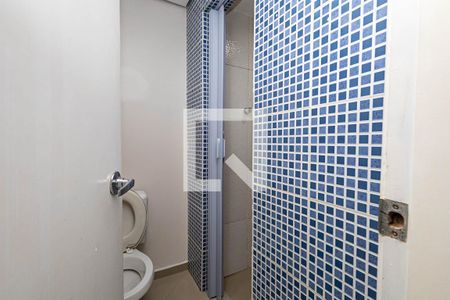 Apartamento à venda com 86m², 4 quartos e sem vaga Apartamento à venda com 86m², 4 quartos e sem vagaBanheiro