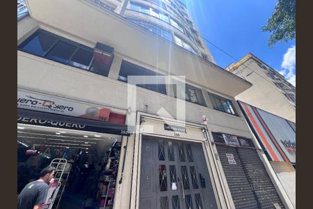 Apartamento à venda com 86m², 4 quartos e sem vaga Apartamento à venda com 86m², 4 quartos e sem vagaFachada