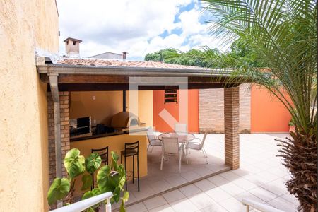 Casa à venda com 320m², 3 quartos e 1 vaga Casa à venda com 320m², 3 quartos e 1 vagaEspaço Gourmet