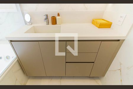 Apartamento à venda com 114m², 3 quartos e 2 vagas Apartamento à venda com 114m², 3 quartos e 2 vagasBanheiro do Suíte