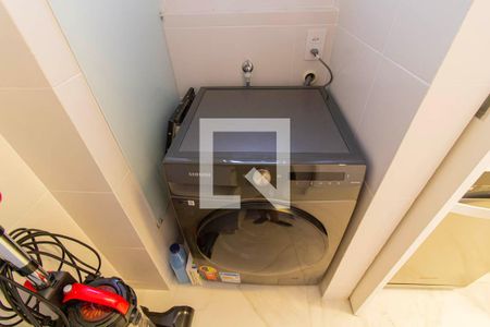 Apartamento à venda com 114m², 3 quartos e 2 vagas Apartamento à venda com 114m², 3 quartos e 2 vagasÁrea de Serviço