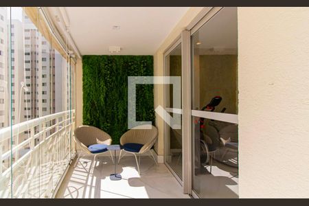Apartamento à venda com 114m², 3 quartos e 2 vagas Apartamento à venda com 114m², 3 quartos e 2 vagasVaranda da Sala