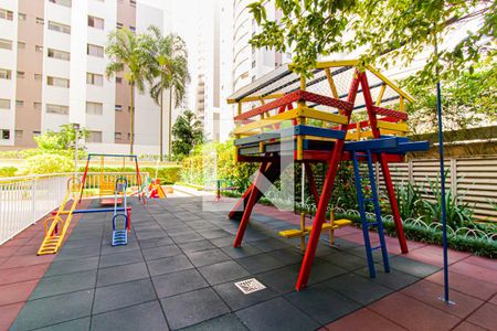 Apartamento à venda com 114m², 3 quartos e 2 vagas Apartamento à venda com 114m², 3 quartos e 2 vagasPlayground