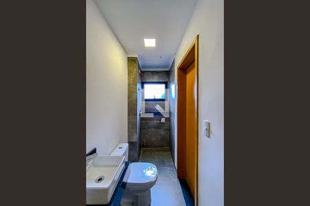 Casa à venda com 160m², 3 quartos e 2 vagasBanheiro da Suíte