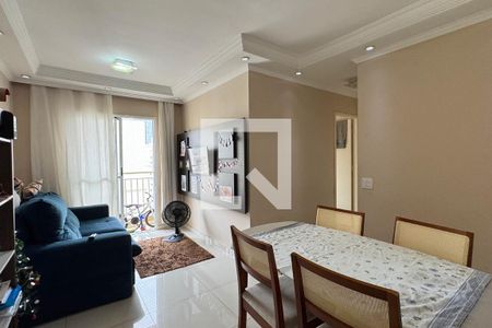Sala de apartamento à venda com 2 quartos, 63m² em Jardim Tupanci, Barueri