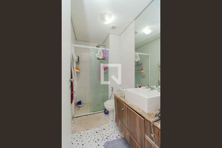 Apartamento à venda com 126m², 3 quartos e 2 vagas Apartamento à venda com 126m², 3 quartos e 2 vagasBanheiro da Suíte