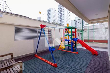 Apartamento à venda com 126m², 3 quartos e 2 vagas Apartamento à venda com 126m², 3 quartos e 2 vagasÁrea comum - Playground