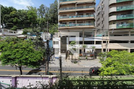 Casa de condomínio à venda com 500m², 4 quartos e 6 vagasQuarto 2 -Varanda - Vista