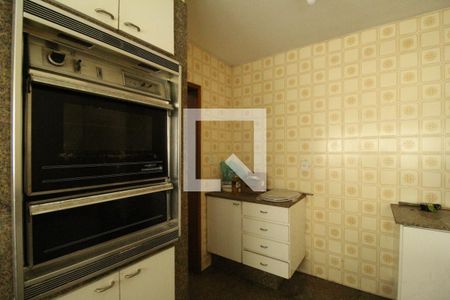 Casa de condomínio à venda com 500m², 4 quartos e 6 vagasCozinha