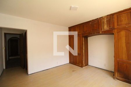 Casa de condomínio à venda com 500m², 4 quartos e 6 vagasSuíte 1