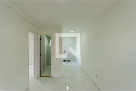 Sala de apartamento para alugar com 2 quartos, 38m² em Vila Santa Edwiges, São Paulo
