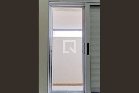 Quarto 1 - Janela de apartamento para alugar com 2 quartos, 38m² em Vila Santa Edwiges, São Paulo