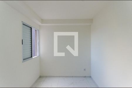Quarto 2 de apartamento para alugar com 2 quartos, 38m² em Vila Santa Edwiges, São Paulo