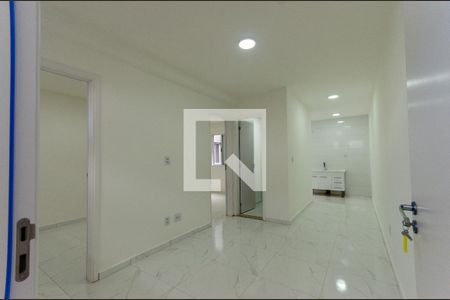 Sala de apartamento para alugar com 2 quartos, 38m² em Vila Santa Edwiges, São Paulo