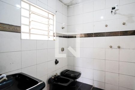 Casa à venda com 512m², 4 quartos e 6 vagasBanheiro 1