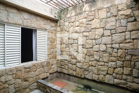 Casa à venda com 512m², 4 quartos e 6 vagasQuintal