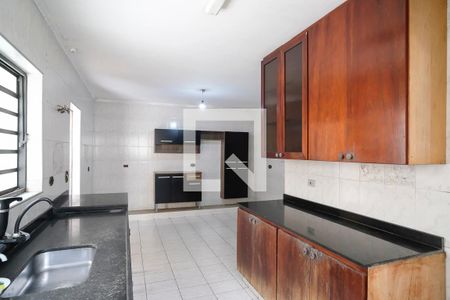 Casa à venda com 512m², 4 quartos e 6 vagasCozinha