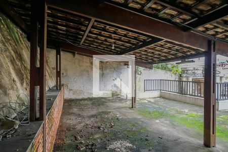 Casa à venda com 512m², 4 quartos e 6 vagasQuintal