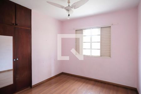 Casa à venda com 512m², 4 quartos e 6 vagasQuarto 2