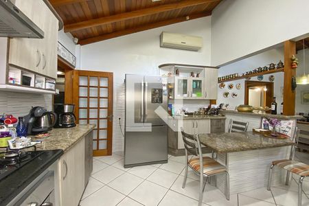 Casa à venda com 105m², 3 quartos e 2 vagasCozinha