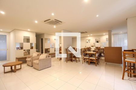 Apartamento à venda com 141m², 3 quartos e 3 vagas Apartamento à venda com 141m², 3 quartos e 3 vagasSalão de Festas