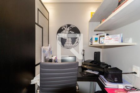 Apartamento à venda com 141m², 3 quartos e 3 vagasEscritório