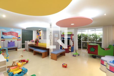 Apartamento à venda com 141m², 3 quartos e 3 vagas Apartamento à venda com 141m², 3 quartos e 3 vagasBrinquedoteca