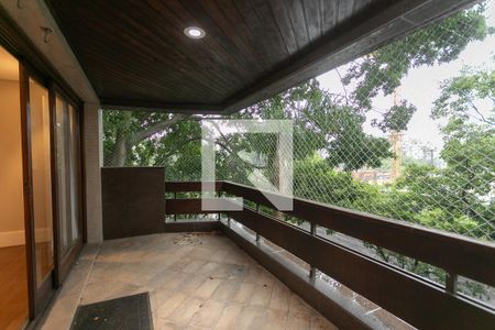 Sacada de apartamento à venda com 3 quartos, 165m² em Petrópolis, Porto Alegre