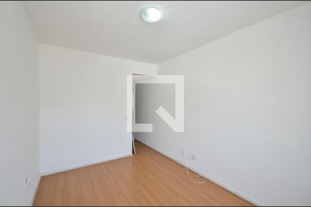Apartamento à venda com 93m², 2 quartos e 1 vaga Apartamento à venda com 93m², 2 quartos e 1 vagaSuíte