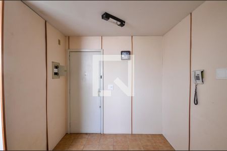 Apartamento à venda com 93m², 2 quartos e 1 vaga Apartamento à venda com 93m², 2 quartos e 1 vagaCozinha