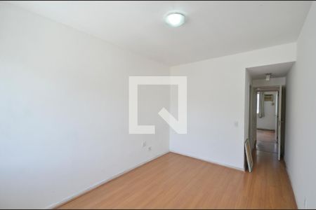 Apartamento à venda com 93m², 2 quartos e 1 vaga Apartamento à venda com 93m², 2 quartos e 1 vagaSuíte