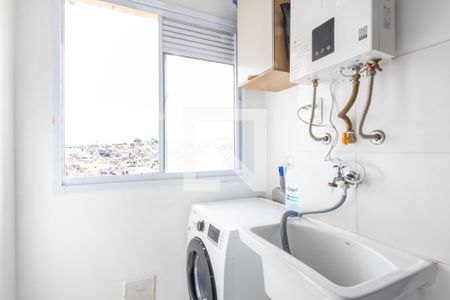 Apartamento à venda com 49m², 2 quartos e 1 vaga Apartamento à venda com 49m², 2 quartos e 1 vagaCozinha e Área de Serviço