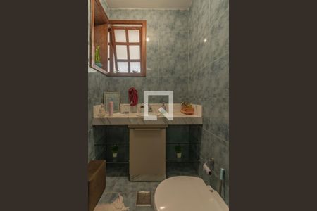 Casa à venda com 502m², 5 quartos e 5 vagasBanheiro 4