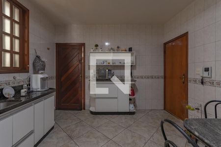 Casa à venda com 502m², 5 quartos e 5 vagasCozinha