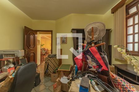 Casa à venda com 502m², 5 quartos e 5 vagasEscritório