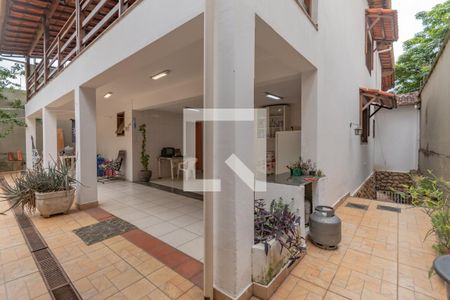 Casa à venda com 502m², 5 quartos e 5 vagasÁrea Externa